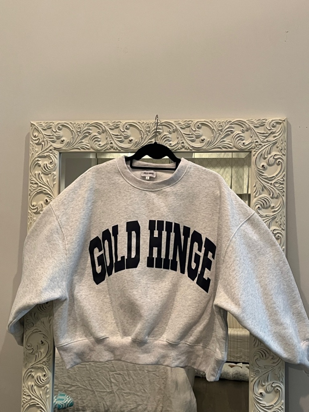 Gold Hinge Women's Gray Crewneck Sweatshirt